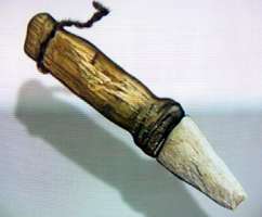 Knife found by Ötzi's body