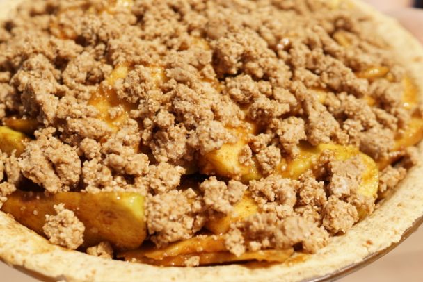 Apple pie ready to bake
